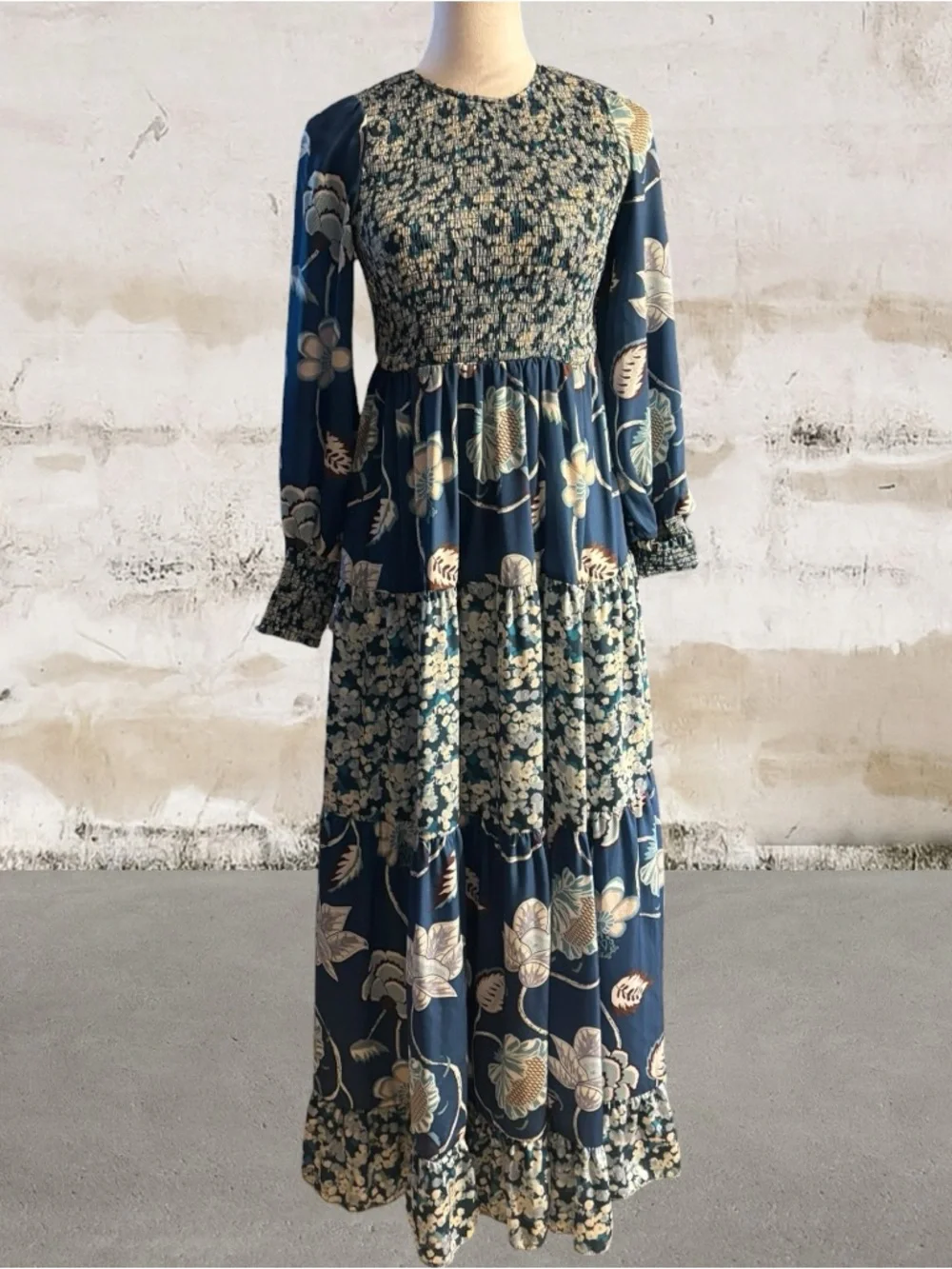 Tuckernuck Blue Geranium Floral Libby Maxi Dress Size XS - Picture 2 of 6